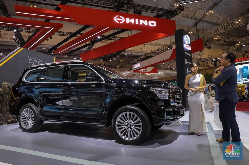 Meluncur di GIIAS 2023, Ini Wujud Alphard Hybrid. (CNBC Indonesia/Faisal Rahman)