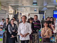 Jokowi Bantah Proyek Kebanggaannya Untungkan China!