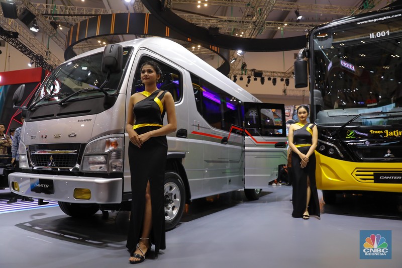 Meluncur di GIIAS 2023, Ini Wujud Alphard Hybrid. (CNBC Indonesia/Faisal Rahman)