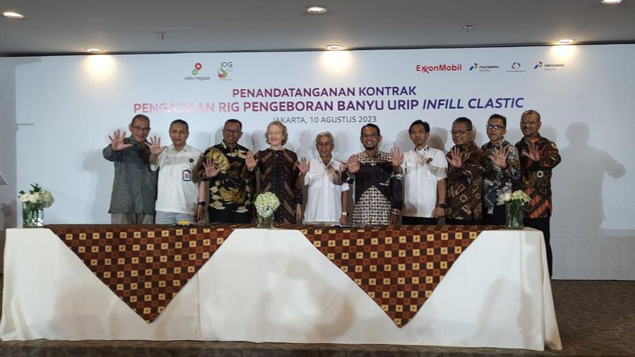 Unit usaha PT Pertamina (Persero), PT Pertamina Drilling Services Indonesia (PDSI), baru saja menandatangani kontrak pengadaan Rig pengeboran Banyu Urip Infill Clastic dengan ExxonMobil Cepu Ltd di Jakarta, Kamis (10/08/2023). Doc Verda Nano Setiawan