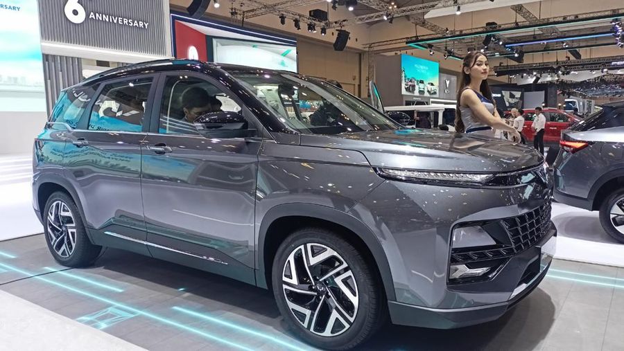 Wuling New Almaz RS. (CNBC Indonesia/Ferry Sandi)