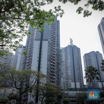 Potret Unik Ratusan Bendera Merah Putih Hiasi Apartemen DKI