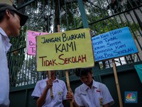 Sekolah di Jakarta Makin Mahal, Gaji UMR Gigit Jari