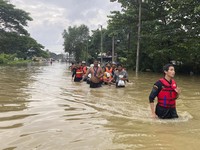 Malapetaka di Tetangga RI Bikin Puluhan Ribu Warga Diungsikan