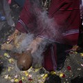 Bule Kaya Raya Rela Jadi Dukun Usai Anaknya Mati Mendadak di Indonesia