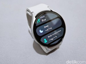 Samsung Galaxy Watch Bakal Berubah Bentuk Jadi Kotak
