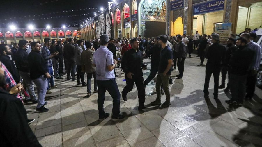 Penembakan brutal di Kuil Syiah Iran. (via REUTERS/WANA NEWS AGENCY)