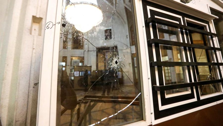 Penembakan brutal di Kuil Syiah Iran. (via REUTERS/WANA NEWS AGENCY)