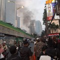 Breaking! Halte TransJakarta Tendean Kebakaran