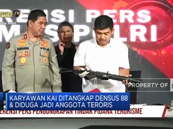 Video: Diduga Teroris, Karyawan KAI Ditangkap Densus 88