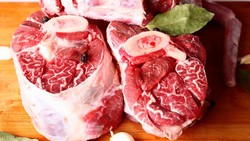 Influencer Masuk RS gegara Ginjal Rusak usai Coba Tren Diet Karnivora