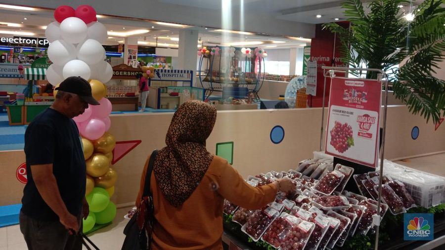 Program Transmart Full Day Sale pada hari ini, Selasa (15/8/2023). (CNBC Indonesia/ Eqqi Syahputra)