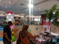 Cuma Hari Ini! Anggur & Buah Naga Diskon Gede di Transmart