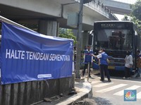 Koridor 13 Pulih, Intip Penampakan Halte Tendean Sementara