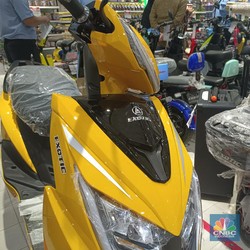 Anak 17 Tahun Punya KTP Bisa Dapat Subsidi Motor Listrik!