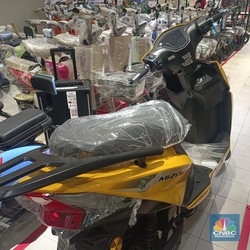 Kebijakan '1 KTP, 1 Motor Listrik', Kemenkeu Berhitung Dulu