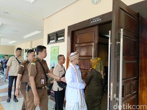 Drama Pencabulan Kiai Jember: Bebas Usai Setahun Bui padahal Vonis 8 Tahun