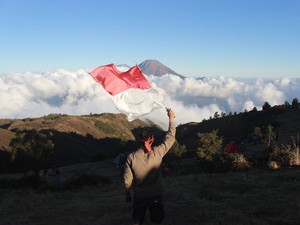 Not Angka dan Lirik Lagu 17 Agustus Lengkap Maknanya