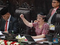 DPR Memble, Puan Setidaknya Bisa Bahagia dengan Prestasi Ini