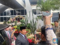 Ditanya Food Estate Kejahatan Lingkungan, Prabowo Cuma Senyum