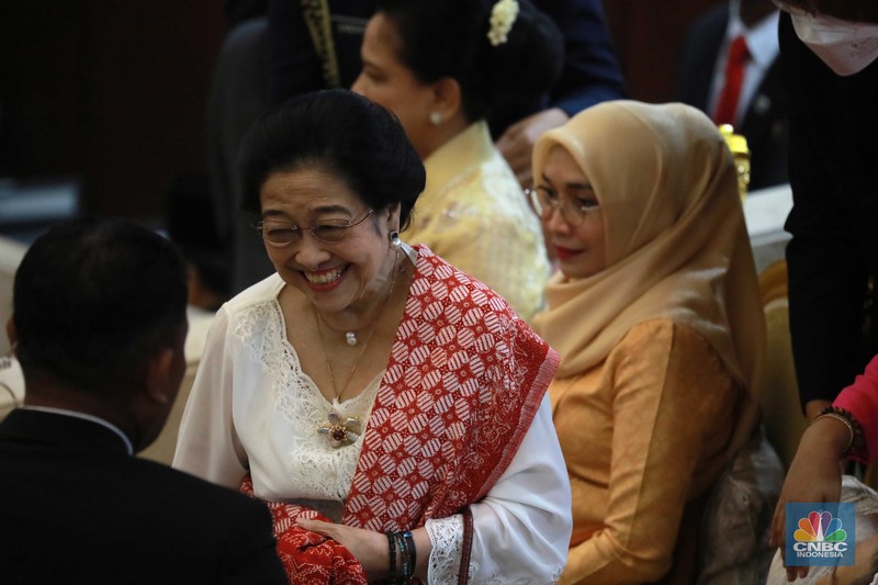 Presiden RI Joko Widodo (Jokowi) setelah sidang tahunan MPR, DPR dan DPD RI, Jakarta, Rabu (16/8/2023). (CNBC Indonesia/Faisal Rahman)