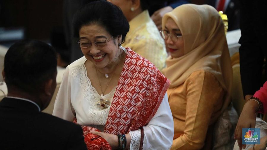 Presiden RI Joko Widodo (Jokowi) setelah sidang tahunan MPR, DPR dan DPD RI, Jakarta, Rabu (16/8/2023). (CNBC Indonesia/Faisal Rahman)