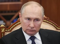 Putin Kian Terdesak, Rusia Siap Luncurkan Nuklir