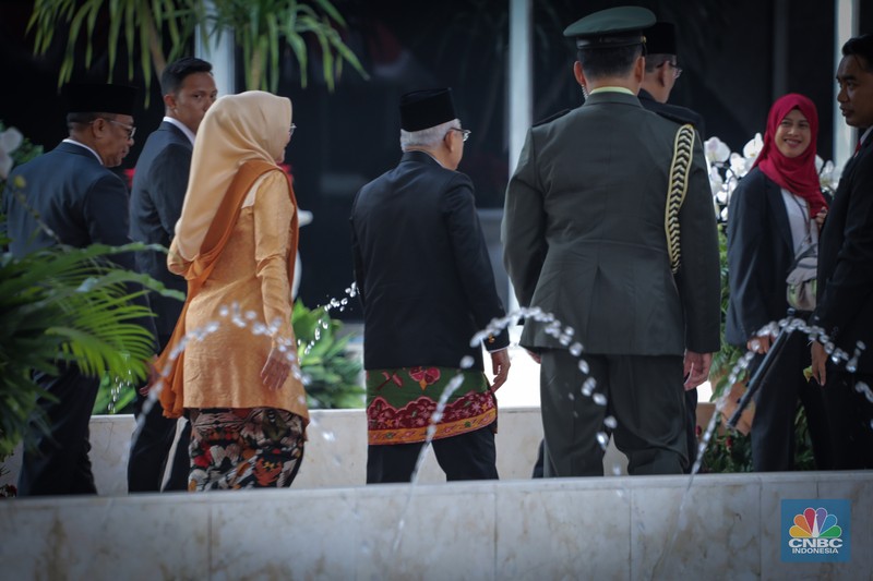 Wakil Presiden Ma'ruf Amin tiba di Kompleks DPR/MPR RI jelang sidang tahunan 2023. (CNBC Indonesia/Faisal Rahman)