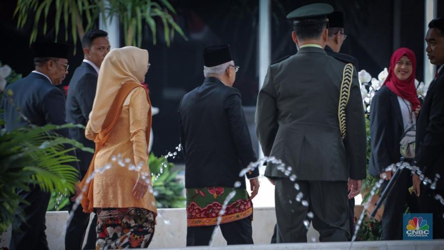 Wakil Presiden Ma'ruf Amin tiba di Kompleks DPR/MPR RI jelang sidang tahunan 2023. (CNBC Indonesia/Faisal Rahman)