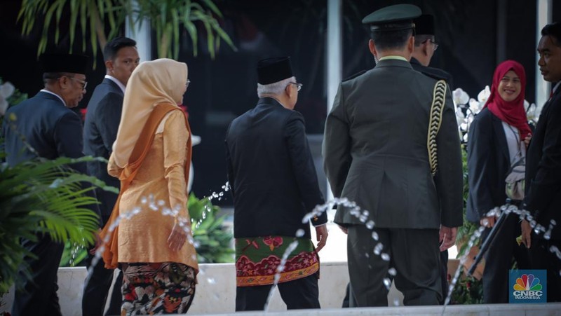 Wakil Presiden Ma'ruf Amin tiba di Kompleks DPR/MPR RI jelang sidang tahunan 2023. (CNBC Indonesia/Faisal Rahman)