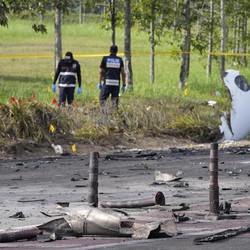 Update: Pesawat Jatuh di Malaysia, 10 Orang Tewas