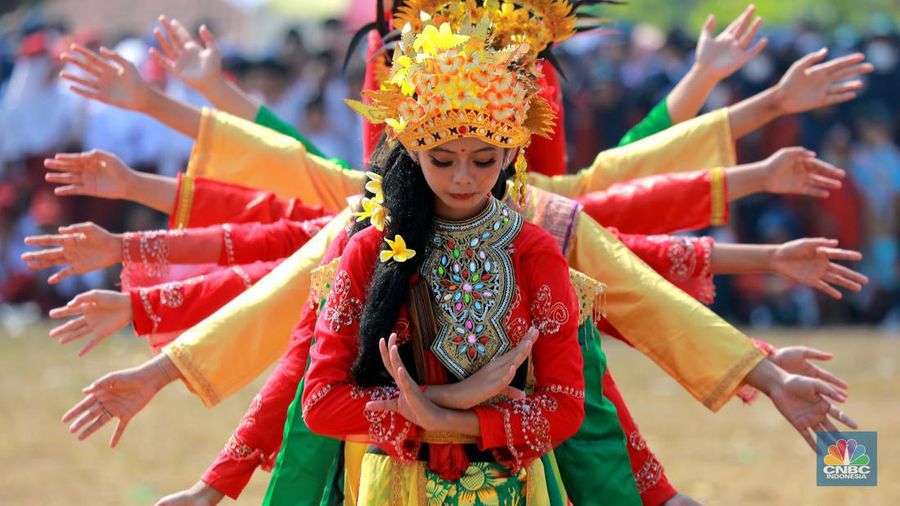 Karnaval 17 Agustus di Kampung Bedahan Depok, Jawa Barat. (CNBC Indonesia/Muhammad Sabki)