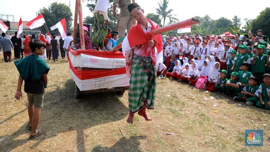 Karnaval 17 Agustus di Kampung Bedahan Depok, Jawa Barat. (CNBC Indonesia/Muhammad Sabki)