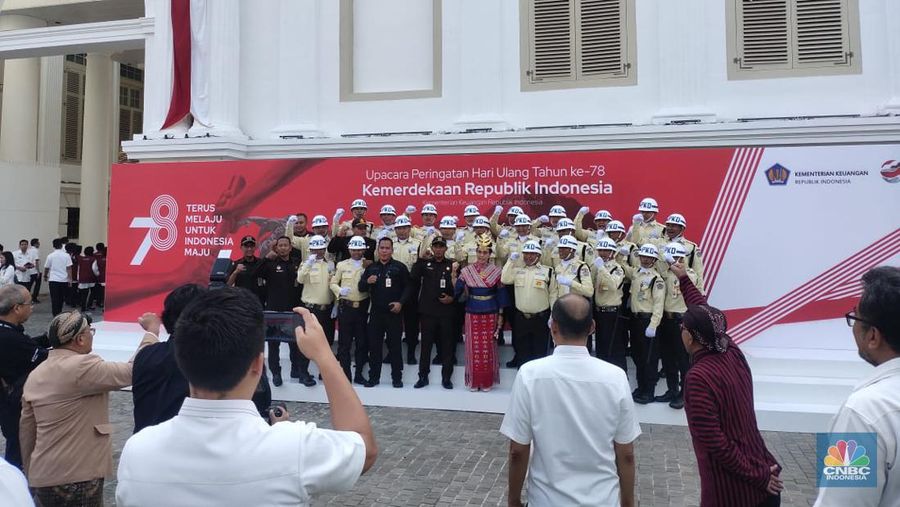 Upacara Kemerdekaan HUT RI Kemenkeu. (CNBC Indonesia/Rosseno Aji Nugroho)