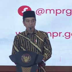 Jokowi Balas Hasto PDIP Soal Food Estate Kejahatan Lingkungan
