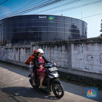 Alert! Penampakan Water Tank 10 Juta Liter di Pemukiman Warga