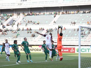 PSM Makassar Vs Persebaya Surabaya Sengit di Babak Pertama, Skor Masih 0-0