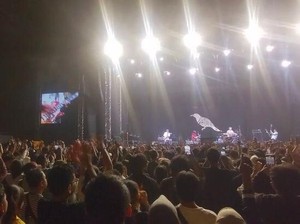 Video: Fans Naruto Merapat! Asian Kungfu Generation Ramaikan GBK