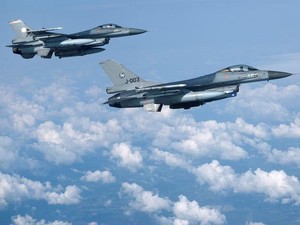 Jet Tempur F-16 AS Jatuh di Korsel Saat Latihan