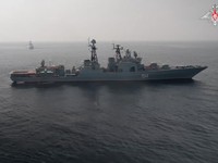 Panas! Kapal Mata-Mata Rusia Terciduk Wara-wiri di Depan 