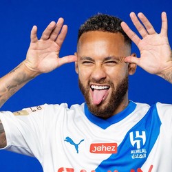Potret Neymar Berseragam Al Hilal Hingga Jersey Ludes Terjual