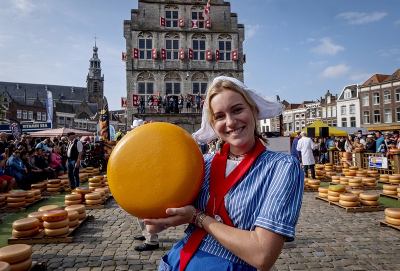 Keju Gouda tercatat sebagai salah satu keju tertua yang masih terus dibuat. Keju Gouda pertama kali disebut pada tahun 1184. (AP Photo/Michael Probst) Keju Gouda tercatat sebagai salah satu keju tertua yang masih terus dibuat. Keju Gouda pertama kali disebut pada tahun 1184. (AP Photo/Michael Probst)