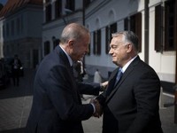 Erdogan Temui Pemimpin NATO 'Sahabat' Putin, Ada Apa?
