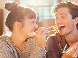 Demi Pujaan Hati Makan Enak, 5 Orang Ini Rela Kelaparan Sampai Terlilit Hutang