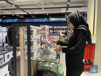 Akui Transmart Full Day Sale Murah, Orang Ini Borong TV & AC