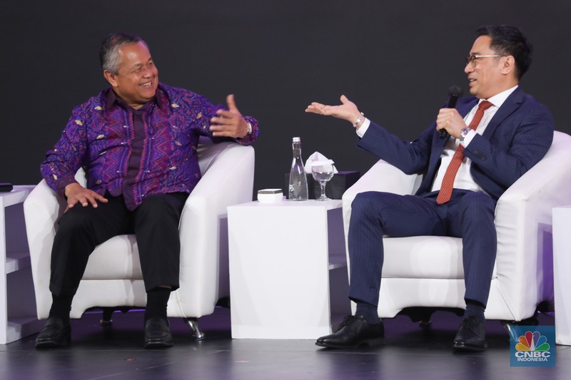Gubernur Bank Indonesia Perry Warjiyo membuka rangkaian acara ASEAN Finance Ministers’ and Central Bank Governors' Meeting (AFMGM) di Jakarta, Selasa (22/8/2023). Bank Indonesia (BI) menyelenggarakan ASEAN Fest 2023 pada 22-25 Agusuts 2023 yang terdiri dari acara seminar, festival inklusi keuangan digital hingga showcasing budaya di JCC Senayan, Jakarta. (CNBC Indonesia/Tri Susilo)