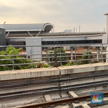 RI Mirip Negara Maju, Kini LRT & Kereta Cepat Nyambung