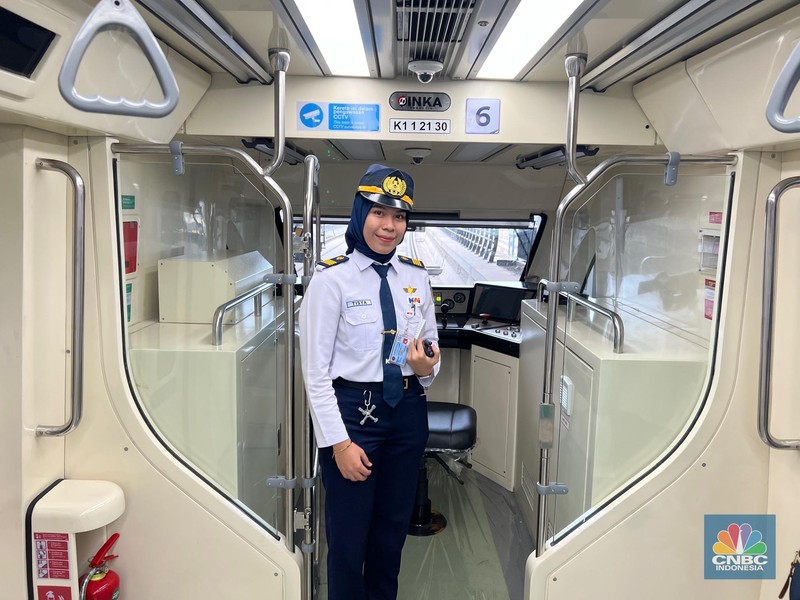LRT dan Kereta Cepat Jakarta-Bandung Menyambung. (CNBC Indonesia/Wahyu Daniel)