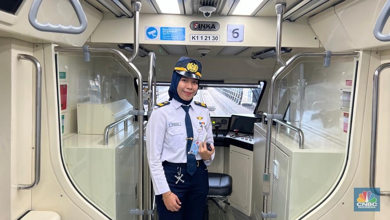 LRT dan Kereta Cepat Jakarta-Bandung Menyambung. (CNBC Indonesia/Wahyu Daniel)