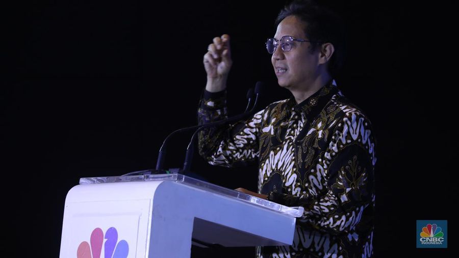 Menteri Kesehatan Budi Gunadi Sadikin dalam acara Collaboration For Innovation Tech Confrence di Sopo del Tower, Jakarta, Selasa (22/8/2023). (CNBC Indonesia/Tri Susilo)